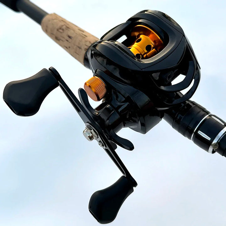 Baitcasting Fishing Reel 8KG Max Drag 7.2:1 High Speed Gear Ultralight 18+1Stainless